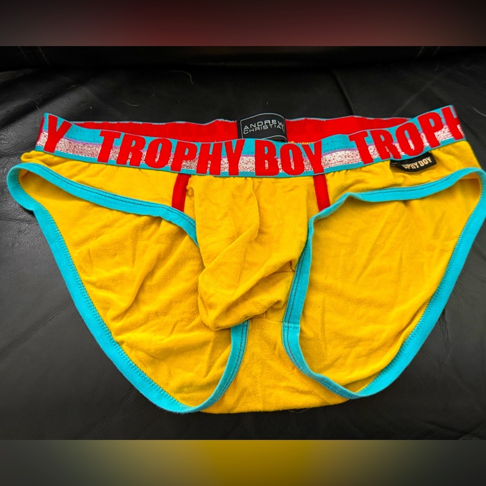 Andrew Christian Yellow Medium Briefs - Picture 1 of 4